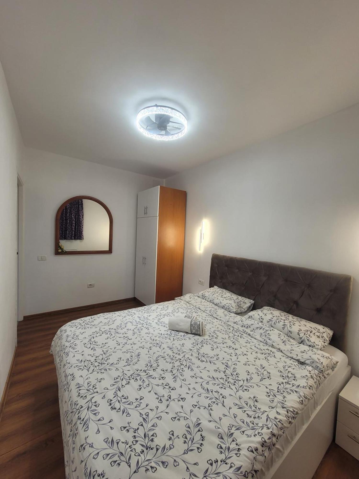 Golden Stars Apartment Arad Exterior foto
