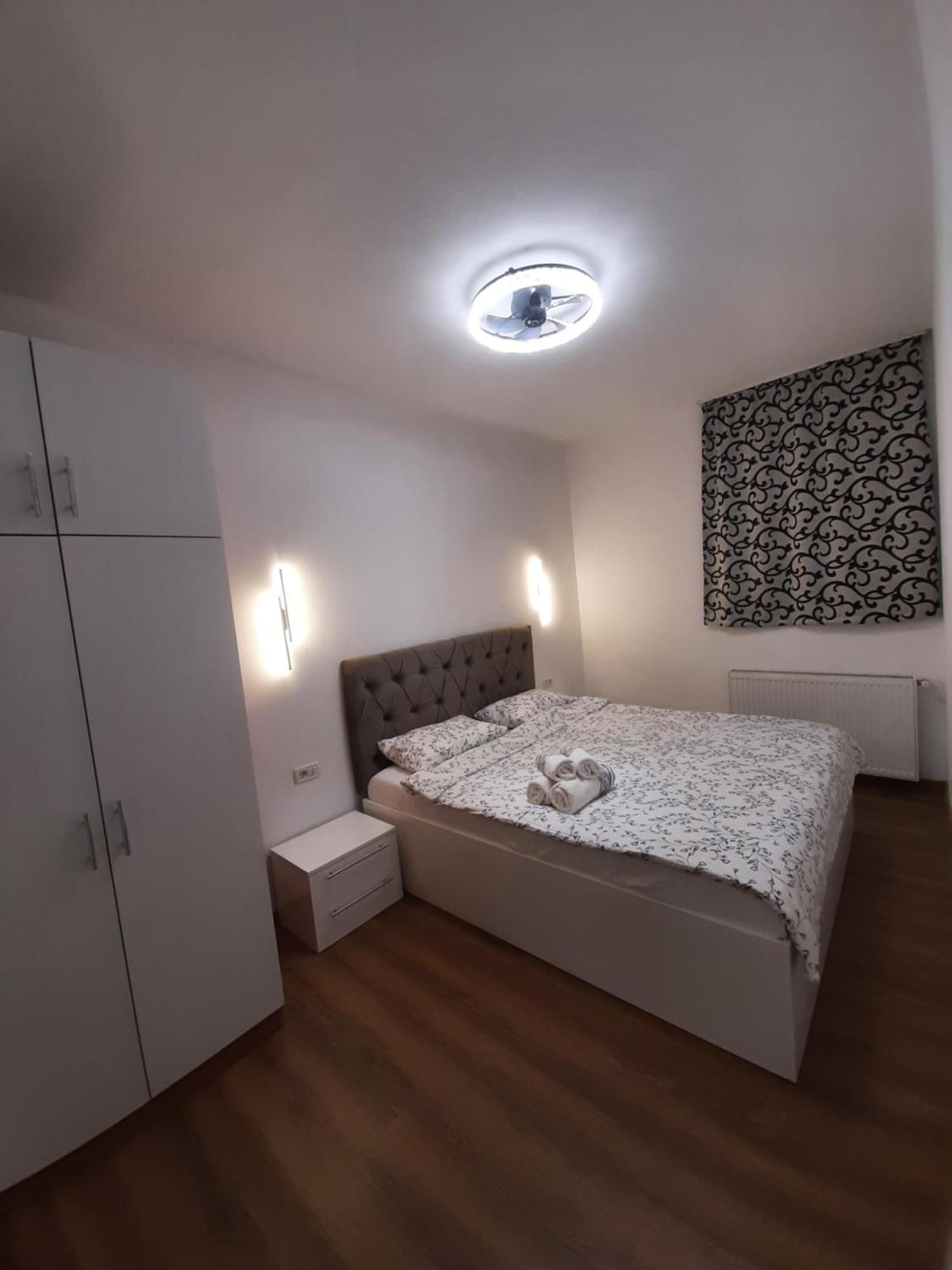 Golden Stars Apartment Arad Exterior foto